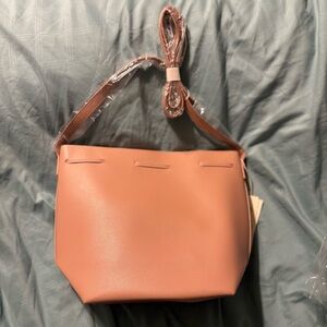 Bucket Bag Kayla + Ava pink vegan leather